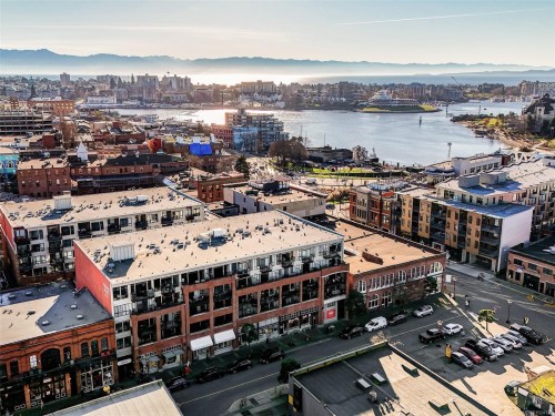 305-517 Fisgard St, Victoria, BC - Outdoor With Body Of Water With View