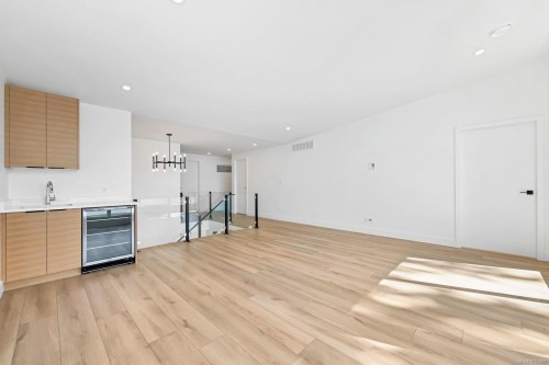 8394 Sa-Seen-Os Rd, Youbou, BC 