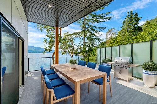 8394 Sa-Seen-Os Rd, Youbou, BC 