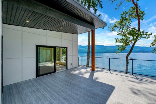 8394 Sa-Seen-Os Rd, Youbou, BC 