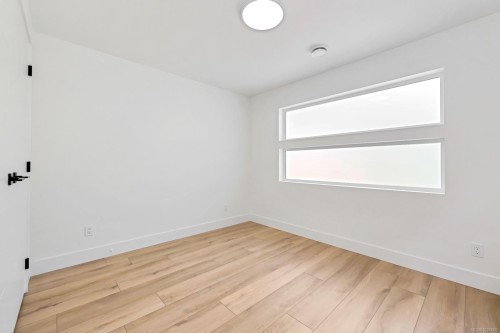 8394 Sa-Seen-Os Rd, Youbou, BC 