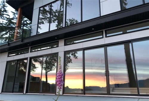 8394 Sa-Seen-Os Rd, Youbou, BC 