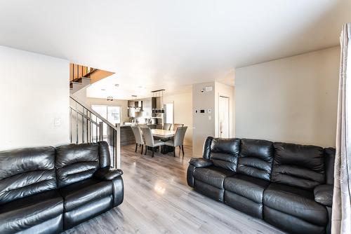 Salon - 1414 Rue Du Souvenir, Saint-Eustache, QC - Indoor Photo Showing Living Room