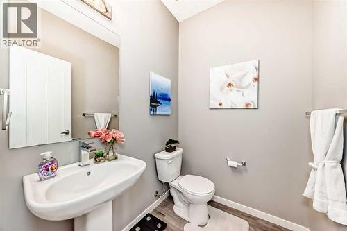 309 Nolanlake Villas Nw, Calgary, AB - Indoor Photo Showing Bathroom