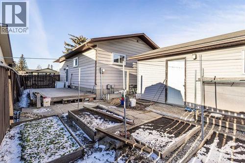 24 Bedford Road Ne, Calgary, AB - Outdoor With Deck Patio Veranda With Exterior