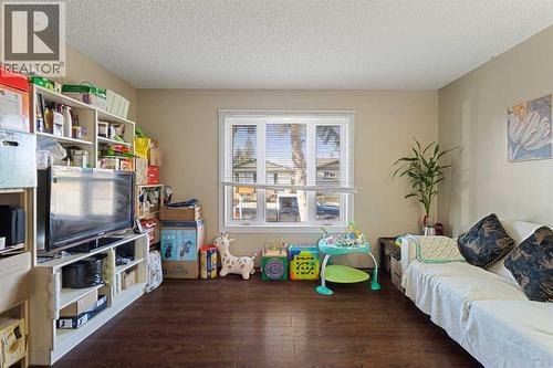 24 Bedford Road Ne, Calgary, AB - Indoor