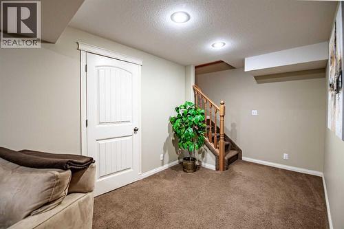 261 Jenner Crescent, Red Deer, AB - Indoor Photo Showing Other Room