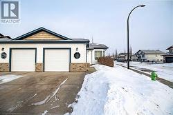 261 jenner Crescent  Red Deer, AB T4P 0B5