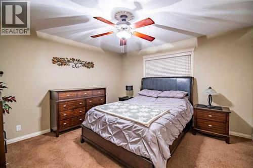 261 Jenner Crescent, Red Deer, AB - Indoor Photo Showing Bedroom