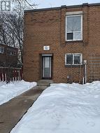 10 - 158 CACTUS AVENUE  Toronto, ON M2R 2V3