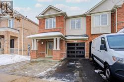 30 RICHARD COULSON CRESCENT  Whitchurch-Stouffville, ON L4A 0G7