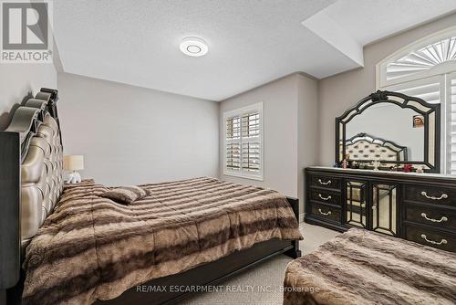 114 Chaumont Drive, Hamilton, ON - Indoor Photo Showing Bedroom