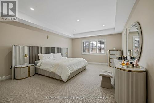 114 Chaumont Drive, Hamilton, ON - Indoor Photo Showing Bedroom