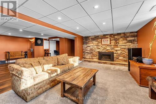 7050 County Road 2 Road, Loyalist (Lennox And Addington - South), ON - Indoor With Fireplace