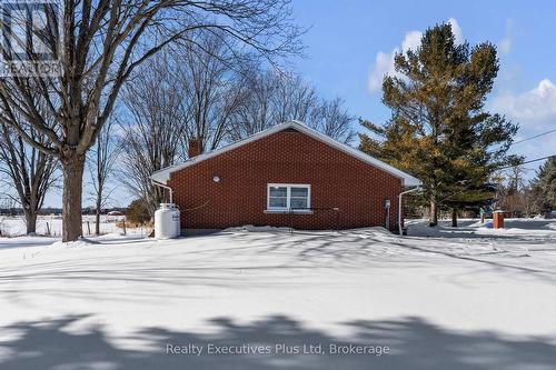 7050 County Road 2 Road, Loyalist (Lennox And Addington - South), ON - Outdoor