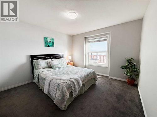 781004 42 Range, Rural Spirit River No. 133, M.D. Of, AB - Indoor Photo Showing Bedroom