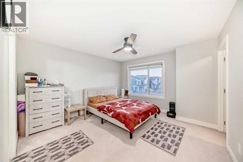 10097 46 Street Ne, Calgary, AB - Indoor Photo Showing Bedroom