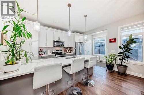 10097 46 Street Ne, Calgary, AB - Indoor