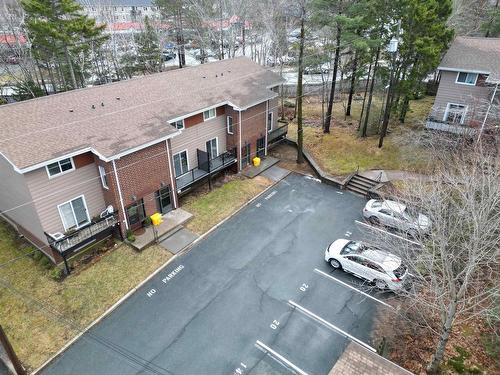 10 10 Stoneybrook Court, Clayton Park, NS 