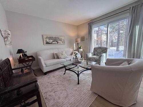 10 10 Stoneybrook Court, Clayton Park, NS 