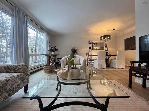 10 10 Stoneybrook Court, Clayton Park, NS 