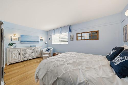 Primary bedroom - 107-600 Rue Des Tilleuls, Saint-Bruno-De-Montarville, QC - Indoor Photo Showing Bedroom