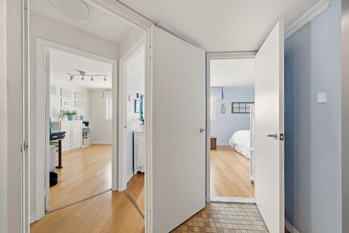 Passageway - 107-600 Rue Des Tilleuls, Saint-Bruno-De-Montarville, QC - Indoor Photo Showing Other Room