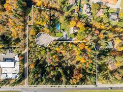 1055 Boul. du Lac  Lac-Beauport, QC G3B 0X6