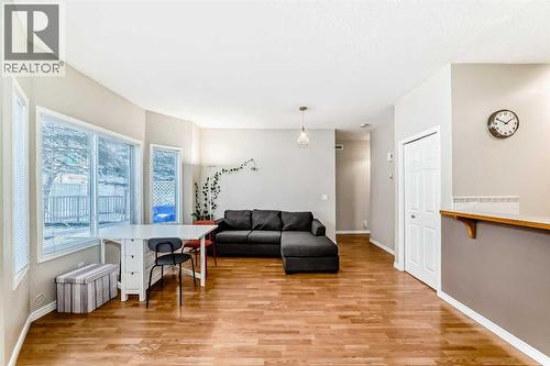 106, 628 56 Avenue Sw, Calgary, AB - Indoor