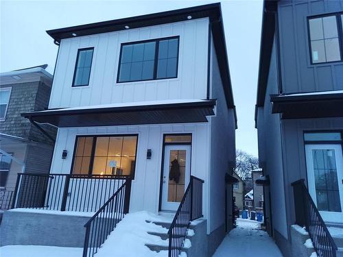 693 Fleet Avenue, Winnipeg, MB - Outdoor