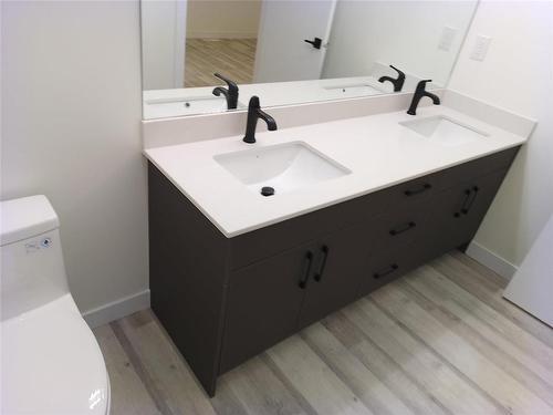 693 Fleet Avenue, Winnipeg, MB - Indoor