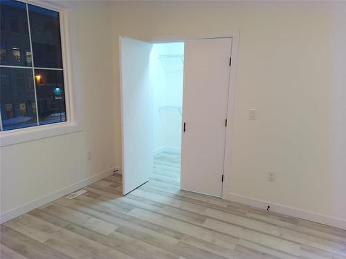 693 Fleet Avenue, Winnipeg, MB - Indoor Photo Showing Other Room