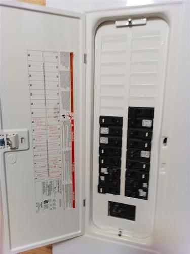 693 Fleet Avenue, Winnipeg, MB - Indoor