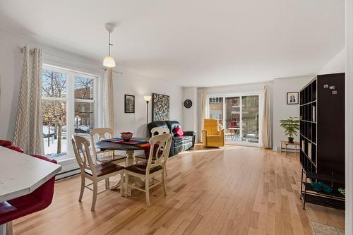 4-1317 Rue La Fontaine  Montréal (Ville-Marie), QC H2L 1T4