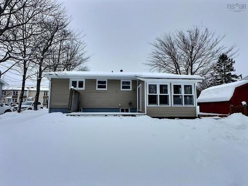 452 Pleasant Street, Truro, NS 