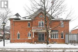 220 - 7360 ZINNIA PLACE  Mississauga, ON L5W 2A1