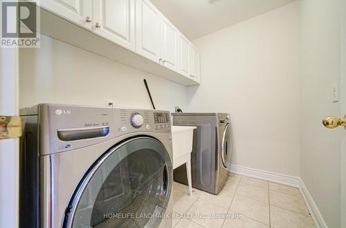 4719 Apple Blossom Circle, Mississauga, ON - Indoor Photo Showing Laundry Room