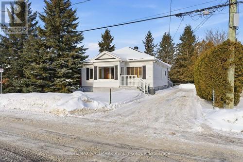 521 NELSON STREET W  Hawkesbury, ON K6A 2K3