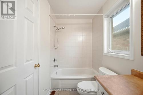 2nd Floor Washroom - 727 Thompson Road S, Milton, ON - Indoor Photo Showing Bathroom