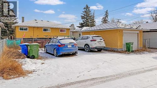 1827 39 Street Se, Calgary, AB - Outdoor