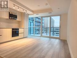 813 - 120 BROADWAY AVENUE  Toronto, ON M4P 0E9