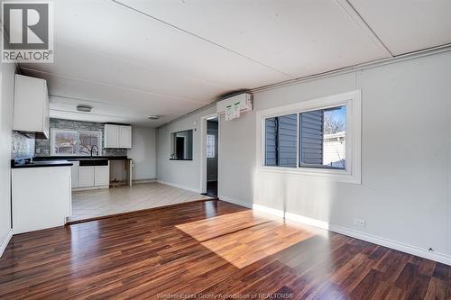 4 Cedar Crescent, Mcgregor, ON - Indoor