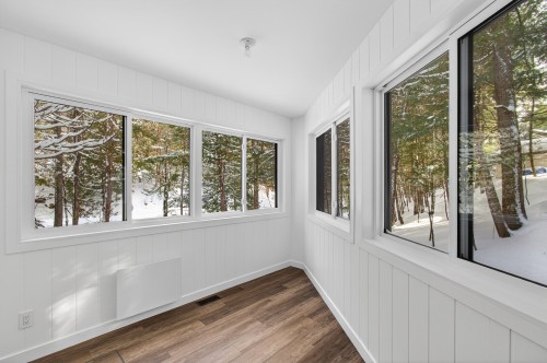 Veranda - 136 Ch. O'Reilly, Mont-Tremblant, QC - Indoor Photo Showing Other Room