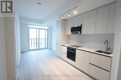 2410 - 110 BROADWAY AVENUE  Toronto, ON M4P 1V7