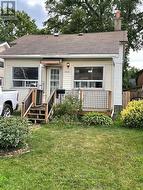 1048 MEREDITH AVENUE  Mississauga, ON L5E 2C7