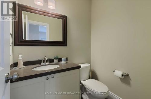 307 Queen Street S, Mississauga, ON - Indoor Photo Showing Bathroom