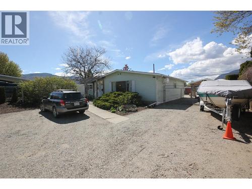 402 CONKLIN Avenue  Penticton, BC V2A 2T4