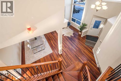 135 Everglade Circle Sw, Calgary, AB - Indoor Photo Showing Other Room