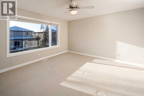 135 Everglade Circle Sw, Calgary, AB - Indoor Photo Showing Other Room