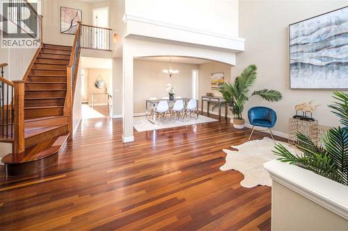 135 Everglade Circle Sw, Calgary, AB - Indoor Photo Showing Other Room